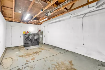 8792 Los Banos Way, Elk Grove, CA 95624 - Photo 30