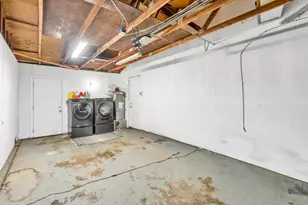 8792 Los Banos Way, Elk Grove, CA 95624 - Photo 30