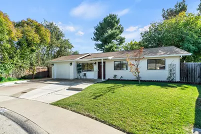 8792 Los Banos Way, Elk Grove, CA 95624 - Photo 2