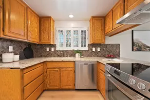 5031 Jennings Way, Sacramento, CA 95819 - Photo 18