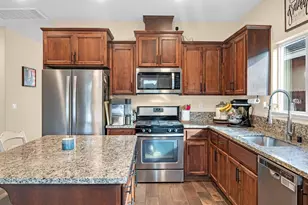 410 Laurel Ct, Ione, CA 95640 - Photo 8