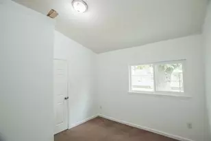 9695 Kent St, Elk Grove, CA 95624 - Photo 32