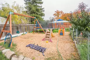 9695 Kent St, Elk Grove, CA 95624 - Photo 64