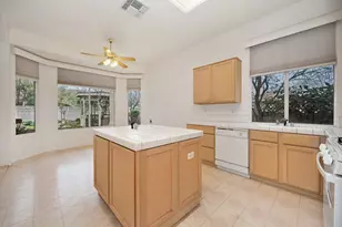 200 Navarretia Ct, Roseville, CA 95747 - Photo 16