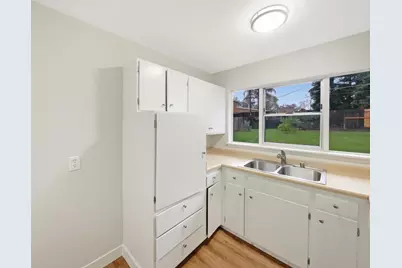 8255 Oahu Drive, Fair Oaks, CA 95628 - Photo 12