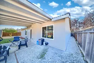 495 W Central Ave, Tracy, CA 95376 - Photo 32