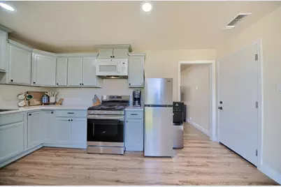 604 Westacre Road, West Sacramento, CA 95691 - Photo 14