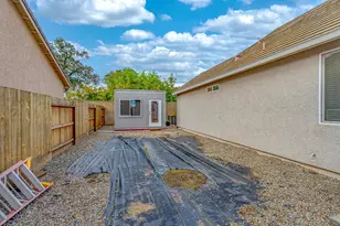 331 Carly Anne Dr, Merced, CA 95341 - Photo 44