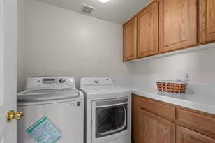 31 Arches Cir, Sacramento, CA 95835 - Photo 24