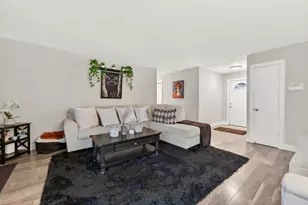 5040 North Pkwy, Sacramento, CA 95823 - Photo 6