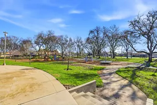 408 W Vine St, Lodi, CA 95240 - Photo 34