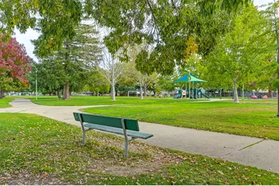 57 Kennelford Circle, Sacramento, CA 95823 - Photo 18