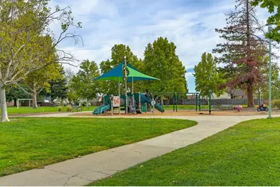 57 Kennelford Circle, Sacramento, CA 95823 - Photo 20