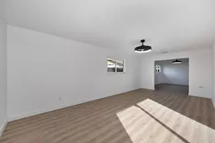 57 Kennelford Cir, Sacramento, CA 95823 - Photo 44