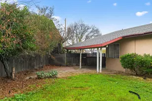 379 E 22nd St, Tracy, CA 95376 - Photo 12
