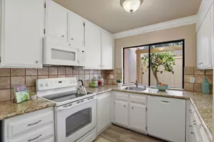 278 Hartnell Pl, Sacramento, CA 95825 - Photo 14