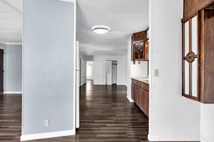 Huckleberry Ln, Sacramento, CA 95828 - Photo 10