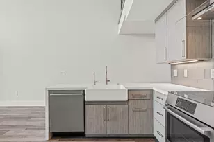 1818 L St, Sacramento, CA 95811 - Photo 16