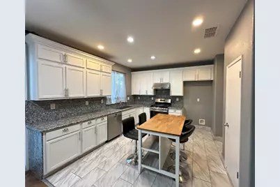 2220 Bridgeton Way, Stockton, CA 95212 - Photo 8