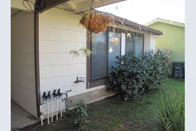 6060 Seyferth Way, Sacramento, CA 95823 - Photo 2