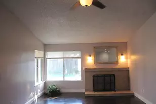 6060 Seyferth Way, Sacramento, CA 95823 - Photo 6