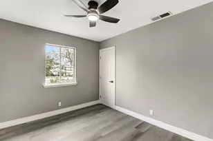 983 Kay St, Olivehurst, CA 95961 - Photo 32