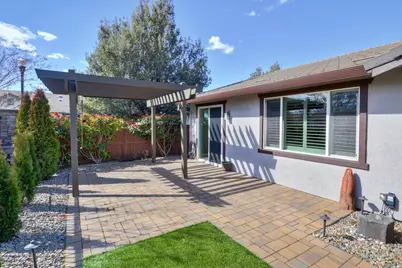 8221 Peak Forest Way, Elk Grove, CA 95757 - Photo 44