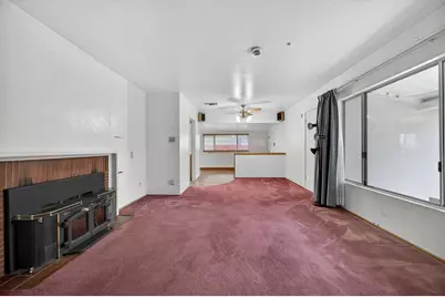 4956 J Pkwy, Sacramento, CA 95823 - Photo 6