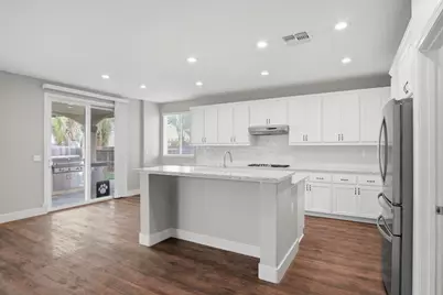 1239 Jewel Flower Drive, Patterson, CA 95363 - Photo 6