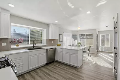 7300 Saltgrass Way, Elk Grove, CA 95758 - Photo 14