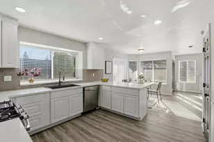 7300 Saltgrass Way, Elk Grove, CA 95758 - Photo 14