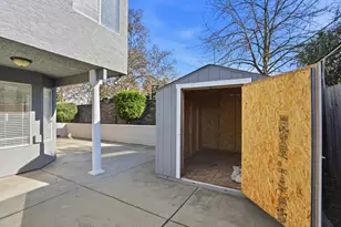 7300 Saltgrass Way, Elk Grove, CA 95758 - Photo 32