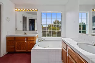 1542 Corgiat Dr, Newman, CA 95360 - Photo 16