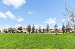 10946 International Dr, Rancho Cordova, CA 95670 - Photo 46