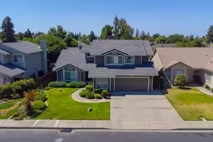 834 Cedar Ridge Dr, Turlock, CA 95382 - Photo 2