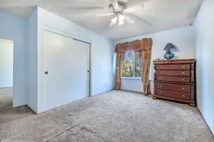 3205 Saturn Dr, Sacramento, CA 95827 - Photo 24