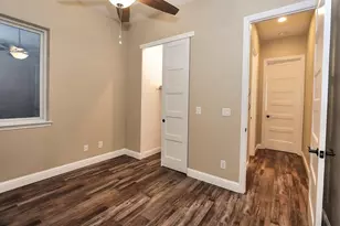 1913 5th St, Sacramento, CA 95811 - Photo 32