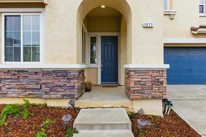 1377 Cougar Creek Drive, Patterson, CA 95363 - Photo 4