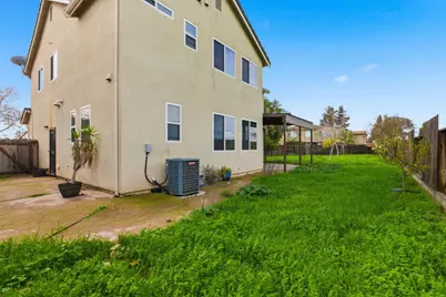 1377 Cougar Creek Drive, Patterson, CA 95363 - Photo 30