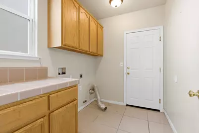 1377 Cougar Creek Drive, Patterson, CA 95363 - Photo 16