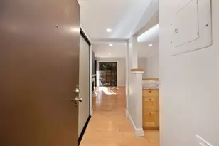 915 Fulton Ave, Sacramento, CA 95825 - Photo 2