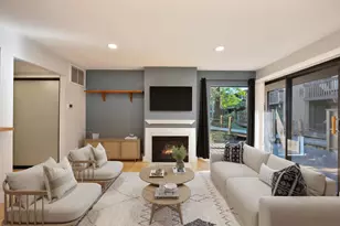 915 Fulton Ave, Sacramento, CA 95825 - Photo 1