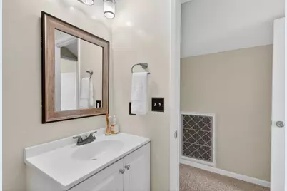 6996 Lincoln Creek Circle, Carmichael, CA 95608 - Photo 44