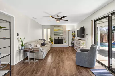 6996 Lincoln Creek Circle, Carmichael, CA 95608 - Photo 14