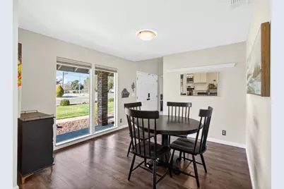 6996 Lincoln Creek Circle, Carmichael, CA 95608 - Photo 8