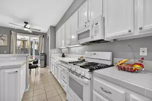 9740 Sage Thrasher Cir, Elk Grove, CA 95757 - Photo 20