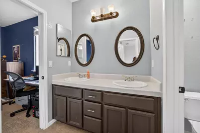 9740 Sage Thrasher Circle, Elk Grove, CA 95757 - Photo 34