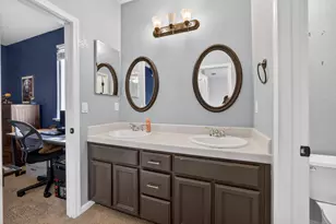 9740 Sage Thrasher Cir, Elk Grove, CA 95757 - Photo 34