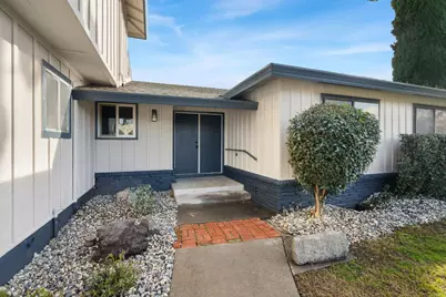 7317 Idle Wild Way, Sacramento, CA 95831 - Photo 2