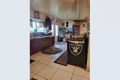 390 Knob Hill Avenue, Oroville, CA 95966 - Photo 12